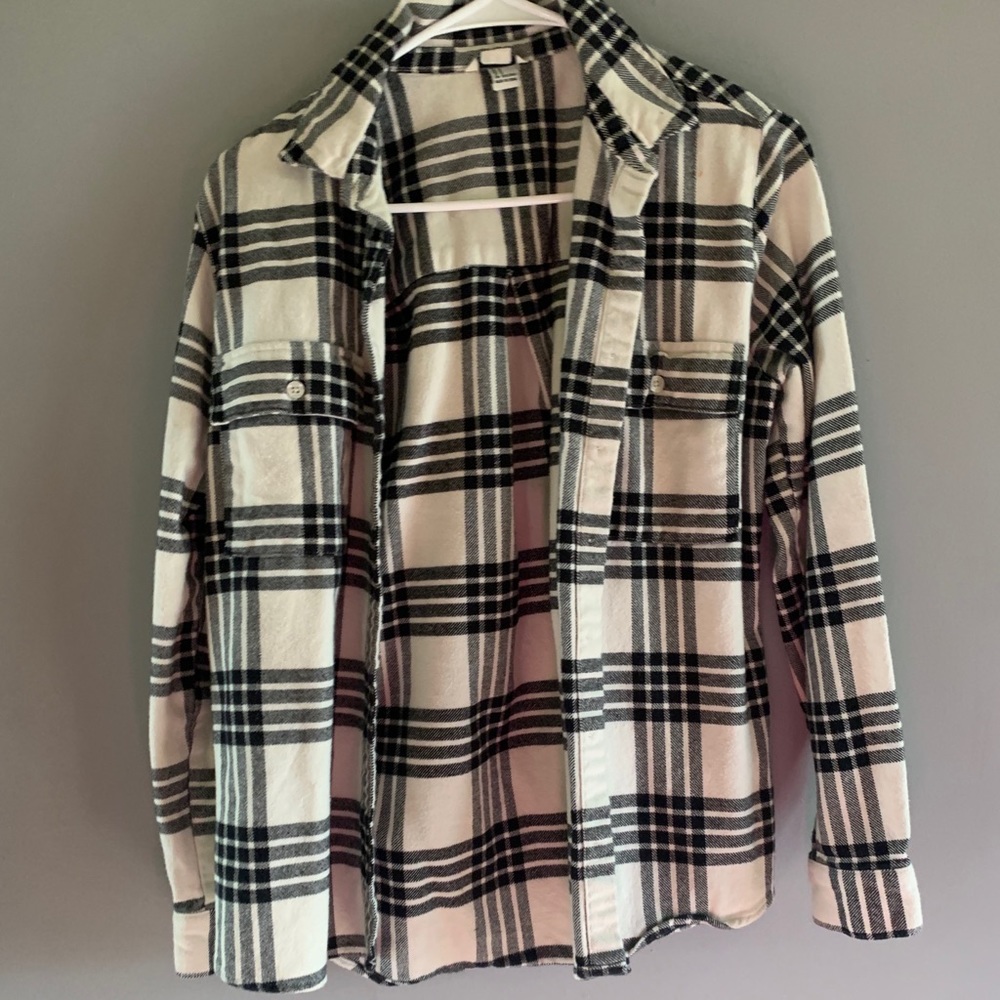 long sleve flannel size small